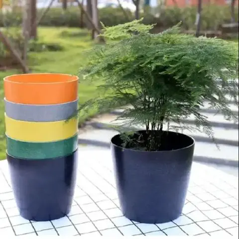 Plastic Flower Pots Outdoor Customized Volume and Color Competitive Price Lightweight PP Garden Pots for Plants from Vietnam